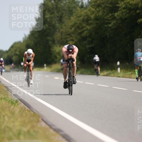 22.06.2025 - Viking Triathlon Yannick Fuchs http://msf.ph/oto/8093919 22.06.2025 11:19:32 Radfahren 255, 349 meine-sportfotos.de