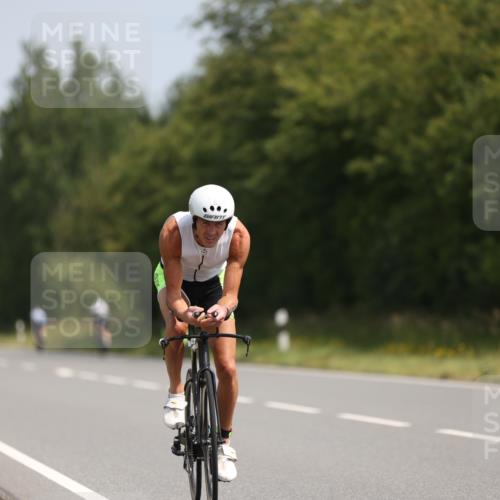 22.06.2025 - Viking Triathlon Yannick Fuchs http://msf.ph/oto/8093966 22.06.2025 11:19:35 Radfahren 255, 299, 349 meine-sportfotos.de