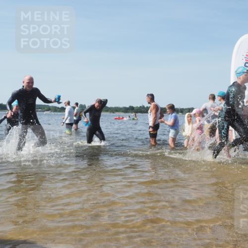 22.06.2025 - Viking Triathlon KatJ http://msf.ph/oto/8094005 22.06.2025 10:29:27 Schwimmen 6, 11, 30, 33, 243, 612 meine-sportfotos.de