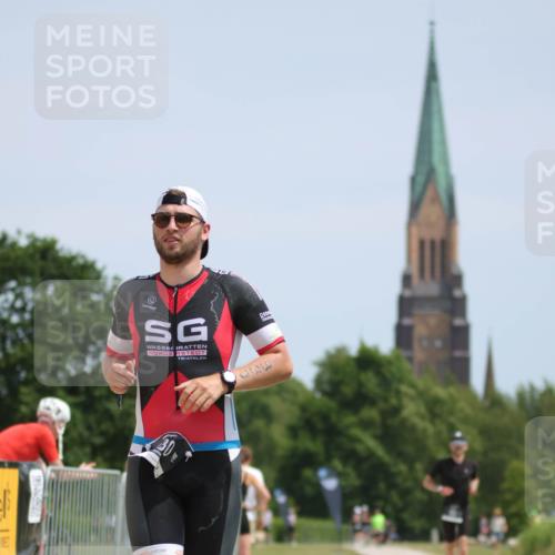 22.06.2025 - Viking Triathlon H.Heesch http://msf.ph/oto/8094009 22.06.2025 13:04:00 Laufen 193, 214, 330 meine-sportfotos.de