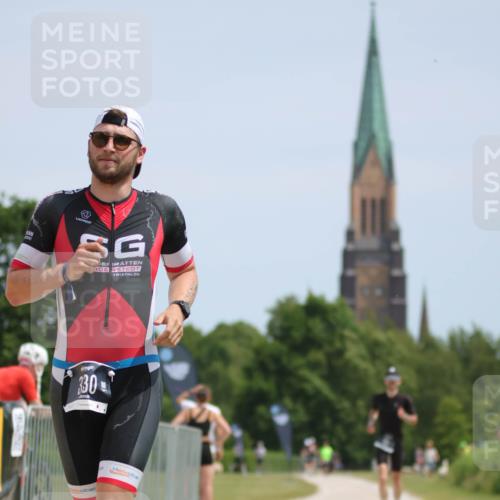 22.06.2025 - Viking Triathlon H.Heesch http://msf.ph/oto/8094034 22.06.2025 13:04:00 Laufen 193, 214, 330 meine-sportfotos.de