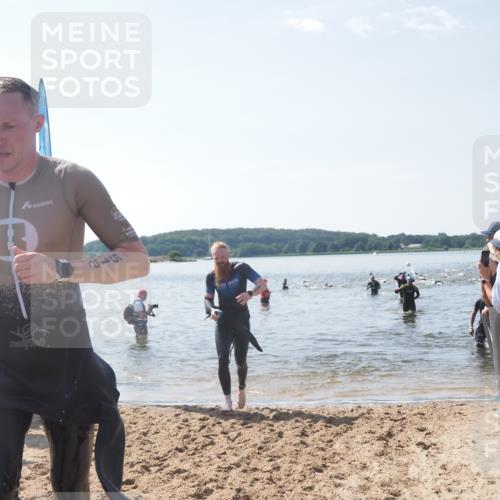 22.06.2025 - Viking Triathlon MichiJ http://msf.ph/oto/8094039 22.06.2025 10:40:00 Schwimmen 248, 283, 437, 518, 538 meine-sportfotos.de