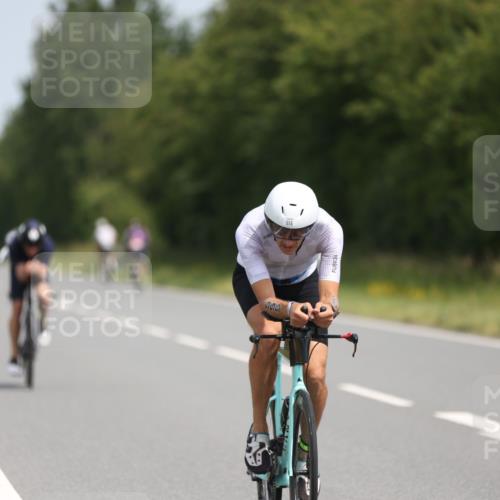 22.06.2025 - Viking Triathlon Yannick Fuchs http://msf.ph/oto/8094050 22.06.2025 11:56:10 Radfahren 125, 379, 442, 493, 499, 555, 647 meine-sportfotos.de