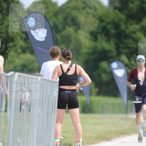 22.06.2025 - Viking Triathlon H.Heesch http://msf.ph/oto/8094114 22.06.2025 13:04:20 Laufen 1, 527 meine-sportfotos.de