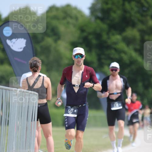22.06.2025 - Viking Triathlon H.Heesch http://msf.ph/oto/8094138 22.06.2025 13:04:23 Laufen 1, 527, 536 meine-sportfotos.de