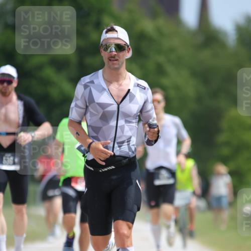 22.06.2025 - Viking Triathlon H.Heesch http://msf.ph/oto/8094204 22.06.2025 13:04:25 Laufen 1, 435, 527, 536, 654 meine-sportfotos.de