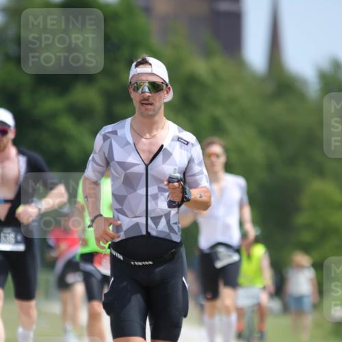 22.06.2025 - Viking Triathlon H.Heesch http://msf.ph/oto/8094211 22.06.2025 13:04:25 Laufen 1, 435, 527, 536, 654 meine-sportfotos.de