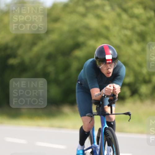 22.06.2025 - Viking Triathlon Yannick Fuchs http://msf.ph/oto/8094229 22.06.2025 11:19:48 Radfahren 17, 62, 100, 116, 224, 226, 278, 350, 457, 520, 623 meine-sportfotos.de