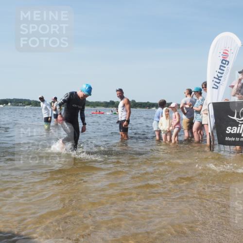 22.06.2025 - Viking Triathlon KatJ http://msf.ph/oto/8094240 22.06.2025 10:29:30 Schwimmen 6, 11, 30, 33, 243, 612 meine-sportfotos.de