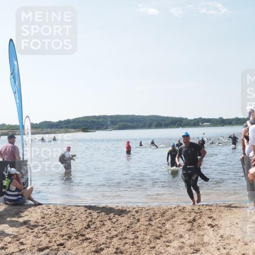 22.06.2025 - Viking Triathlon MichiJ http://msf.ph/oto/8094292 22.06.2025 10:40:06 Schwimmen 248, 283, 394, 538, 553 meine-sportfotos.de