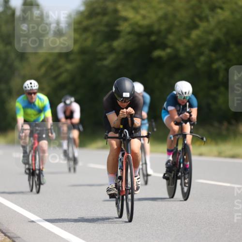 22.06.2025 - Viking Triathlon Yannick Fuchs http://msf.ph/oto/8094326 22.06.2025 11:19:50 Radfahren 17, 62, 100, 116, 224, 226, 278, 350, 402, 457, 520, 623 meine-sportfotos.de