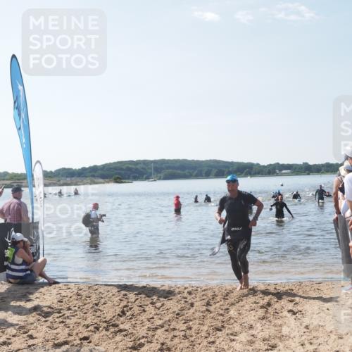 22.06.2025 - Viking Triathlon MichiJ http://msf.ph/oto/8094348 22.06.2025 10:40:06 Schwimmen 248, 283, 394, 538, 553 meine-sportfotos.de