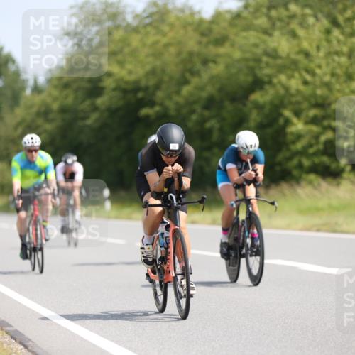 22.06.2025 - Viking Triathlon Yannick Fuchs http://msf.ph/oto/8094356 22.06.2025 11:19:50 Radfahren 17, 62, 100, 116, 224, 226, 278, 350, 402, 457, 520, 623 meine-sportfotos.de