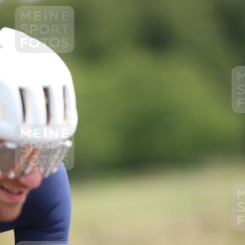 22.06.2025 - Viking Triathlon Yannick Fuchs http://msf.ph/oto/8094357 22.06.2025 11:56:37 Radfahren 132, 326, 356, 465, 601, 645 meine-sportfotos.de