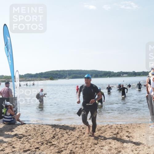 22.06.2025 - Viking Triathlon MichiJ http://msf.ph/oto/8094377 22.06.2025 10:40:07 Schwimmen 248, 283, 394, 538, 553 meine-sportfotos.de