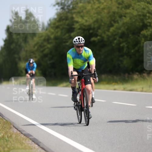 22.06.2025 - Viking Triathlon Yannick Fuchs http://msf.ph/oto/8094402 22.06.2025 11:19:51 Radfahren 17, 62, 100, 116, 224, 226, 278, 350, 402, 457, 520, 623, 640 meine-sportfotos.de