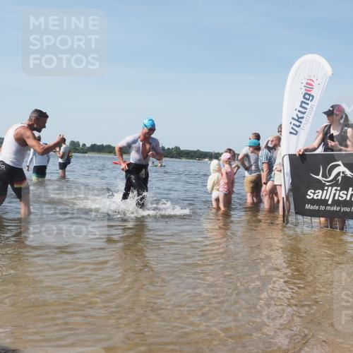 22.06.2025 - Viking Triathlon KatJ http://msf.ph/oto/8094416 22.06.2025 10:29:41 Schwimmen 6 meine-sportfotos.de