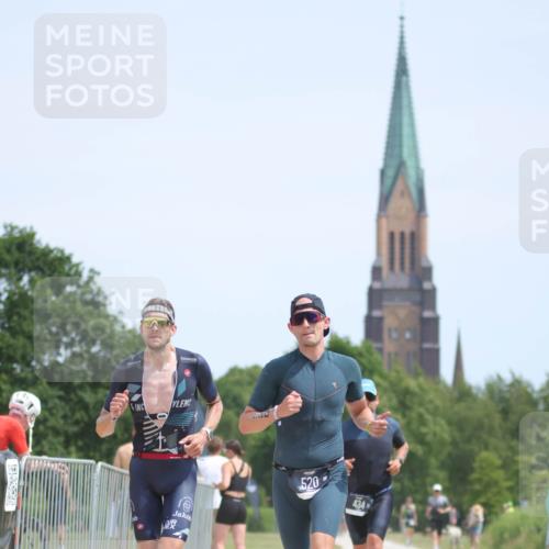 22.06.2025 - Viking Triathlon H.Heesch http://msf.ph/oto/8094419 22.06.2025 13:04:42 Laufen 434, 520, 557 meine-sportfotos.de