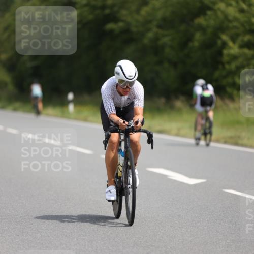 22.06.2025 - Viking Triathlon Yannick Fuchs http://msf.ph/oto/8094424 22.06.2025 11:56:57 Radfahren 30, 221, 416, 510 meine-sportfotos.de