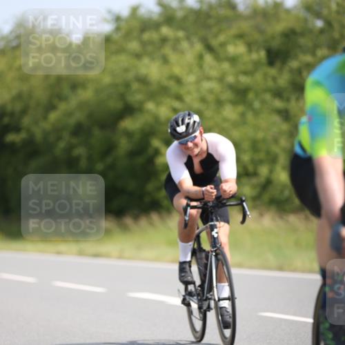 22.06.2025 - Viking Triathlon Yannick Fuchs http://msf.ph/oto/8094452 22.06.2025 11:19:52 Radfahren 17, 48, 62, 100, 116, 224, 226, 278, 350, 355, 402, 457, 520, 623, 640 meine-sportfotos.de