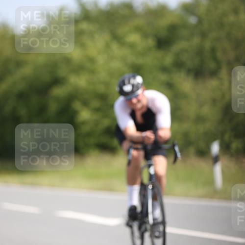 22.06.2025 - Viking Triathlon Yannick Fuchs http://msf.ph/oto/8094462 22.06.2025 11:19:53 Radfahren 17, 48, 62, 100, 116, 224, 226, 278, 350, 355, 402, 457, 623, 640 meine-sportfotos.de