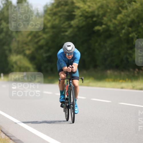 22.06.2025 - Viking Triathlon Yannick Fuchs http://msf.ph/oto/8094557 22.06.2025 11:19:56 Radfahren 48, 100, 116, 224, 226, 273, 350, 355, 402, 457, 623, 640 meine-sportfotos.de