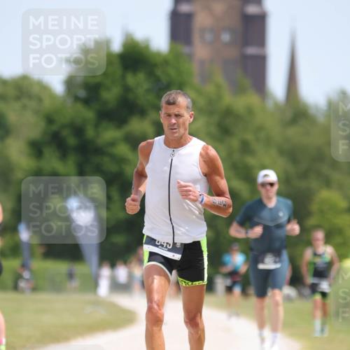 22.06.2025 - Viking Triathlon H.Heesch http://msf.ph/oto/8094564 22.06.2025 13:05:14 Laufen 349, 492 meine-sportfotos.de
