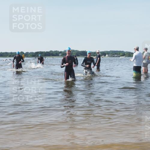 22.06.2025 - Viking Triathlon KatJ http://msf.ph/oto/8094576 22.06.2025 10:29:58 Schwimmen 175, 203, 264, 299, 374, 473 meine-sportfotos.de