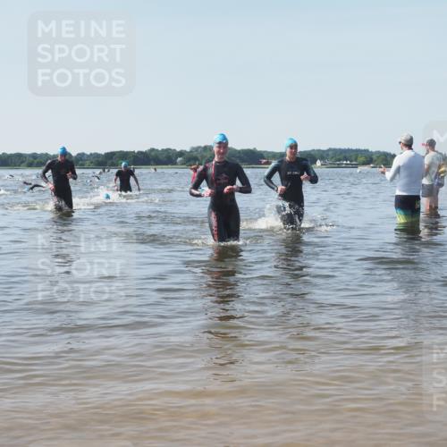 22.06.2025 - Viking Triathlon KatJ http://msf.ph/oto/8094595 22.06.2025 10:29:59 Schwimmen 175, 203, 264, 299, 374, 473 meine-sportfotos.de