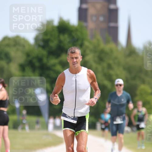 22.06.2025 - Viking Triathlon H.Heesch http://msf.ph/oto/8094602 22.06.2025 13:05:14 Laufen 349, 492 meine-sportfotos.de
