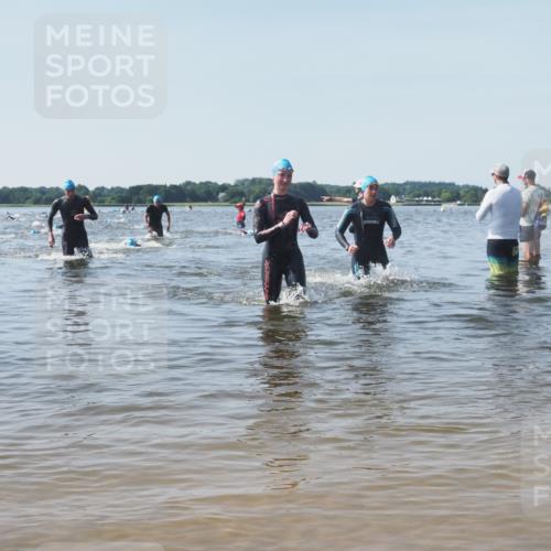 22.06.2025 - Viking Triathlon KatJ http://msf.ph/oto/8094620 22.06.2025 10:29:59 Schwimmen 175, 203, 264, 299, 374, 473 meine-sportfotos.de