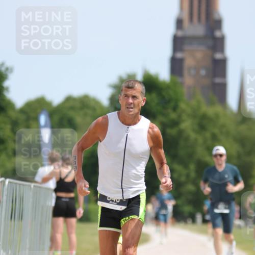 22.06.2025 - Viking Triathlon H.Heesch http://msf.ph/oto/8094624 22.06.2025 13:05:15 Laufen 349, 492 meine-sportfotos.de