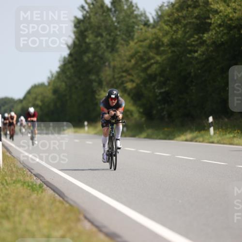 22.06.2025 - Viking Triathlon Yannick Fuchs http://msf.ph/oto/8094649 22.06.2025 11:19:59 Radfahren 48, 53, 116, 136, 226, 273, 355, 402, 640 meine-sportfotos.de