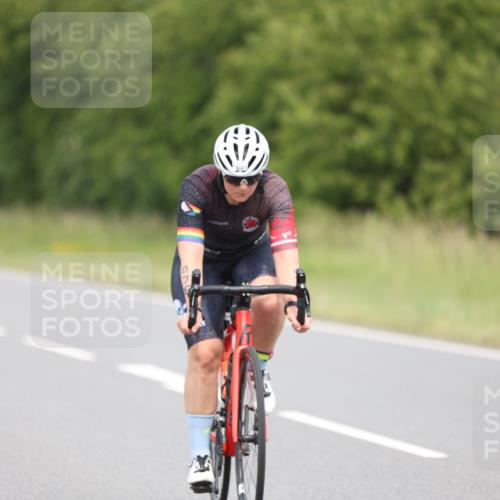 22.06.2025 - Viking Triathlon Yannick Fuchs http://msf.ph/oto/8094653 22.06.2025 13:47:56 Radfahren 470, 476 meine-sportfotos.de