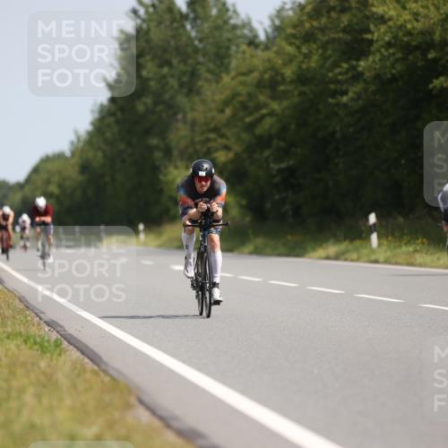 22.06.2025 - Viking Triathlon Yannick Fuchs http://msf.ph/oto/8094657 22.06.2025 11:19:59 Radfahren 48, 53, 116, 136, 226, 273, 355, 402, 640 meine-sportfotos.de
