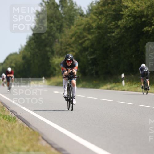22.06.2025 - Viking Triathlon Yannick Fuchs http://msf.ph/oto/8094663 22.06.2025 11:19:59 Radfahren 48, 53, 116, 136, 226, 273, 355, 402, 640 meine-sportfotos.de