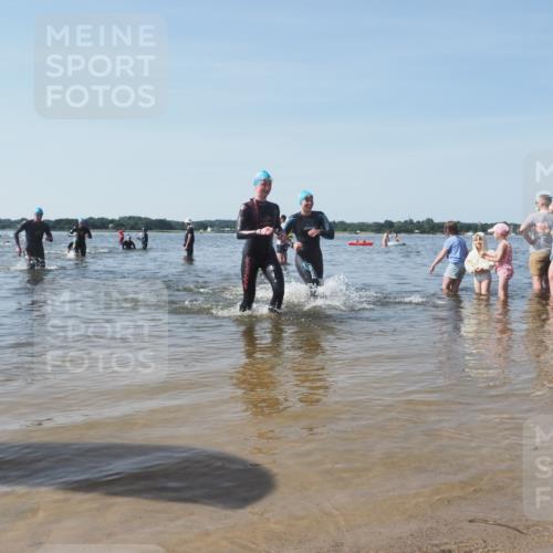 22.06.2025 - Viking Triathlon KatJ http://msf.ph/oto/8094673 22.06.2025 10:30:01 Schwimmen 175, 203, 264, 299, 374, 473 meine-sportfotos.de