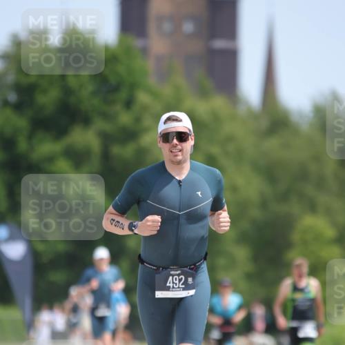 22.06.2025 - Viking Triathlon H.Heesch http://msf.ph/oto/8094674 22.06.2025 13:05:17 Laufen 349, 492 meine-sportfotos.de