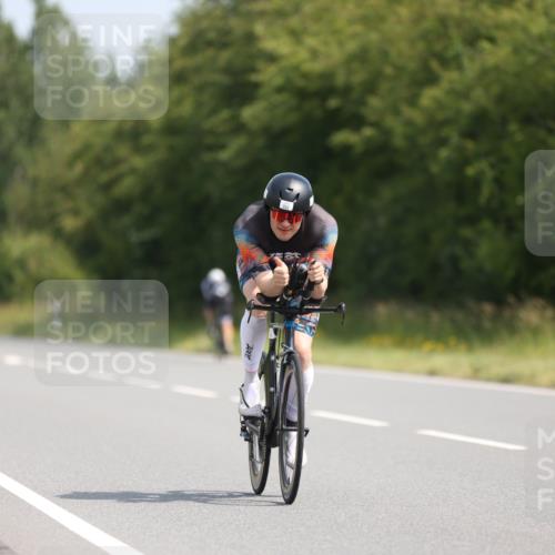 22.06.2025 - Viking Triathlon Yannick Fuchs http://msf.ph/oto/8094676 22.06.2025 11:20:01 Radfahren 48, 53, 136, 226, 273, 355, 399, 402, 416, 640 meine-sportfotos.de