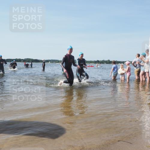 22.06.2025 - Viking Triathlon KatJ http://msf.ph/oto/8094697 22.06.2025 10:30:02 Schwimmen 175, 203, 264, 299, 374, 473 meine-sportfotos.de