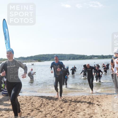22.06.2025 - Viking Triathlon MichiJ http://msf.ph/oto/8094712 22.06.2025 10:40:29 Schwimmen 44, 228, 239, 254, 275, 291, 325, 375, 379, 385, 487, 511, 514, 517, 556, 644, 657 meine-sportfotos.de