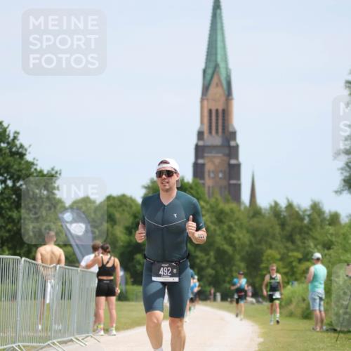 22.06.2025 - Viking Triathlon H.Heesch http://msf.ph/oto/8094714 22.06.2025 13:05:20 Laufen 349, 492 meine-sportfotos.de