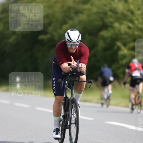 22.06.2025 - Viking Triathlon Yannick Fuchs http://msf.ph/oto/8094734 22.06.2025 11:20:06 Radfahren 48, 53, 136, 158, 273, 355, 399, 416, 461 meine-sportfotos.de