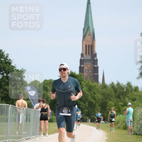 22.06.2025 - Viking Triathlon H.Heesch http://msf.ph/oto/8094735 22.06.2025 13:05:20 Laufen 349, 492 meine-sportfotos.de