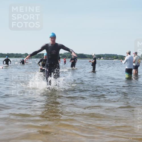 22.06.2025 - Viking Triathlon KatJ http://msf.ph/oto/8094754 22.06.2025 10:30:05 Schwimmen 175, 203, 264, 299, 374, 473, 626 meine-sportfotos.de