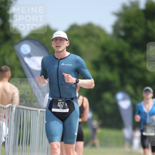 22.06.2025 - Viking Triathlon H.Heesch http://msf.ph/oto/8094808 22.06.2025 13:05:29 Laufen 316, 414, 457 meine-sportfotos.de