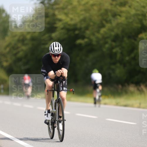 22.06.2025 - Viking Triathlon Yannick Fuchs http://msf.ph/oto/8094815 22.06.2025 11:20:10 Radfahren 38, 53, 136, 158, 399, 416, 461, 554 meine-sportfotos.de