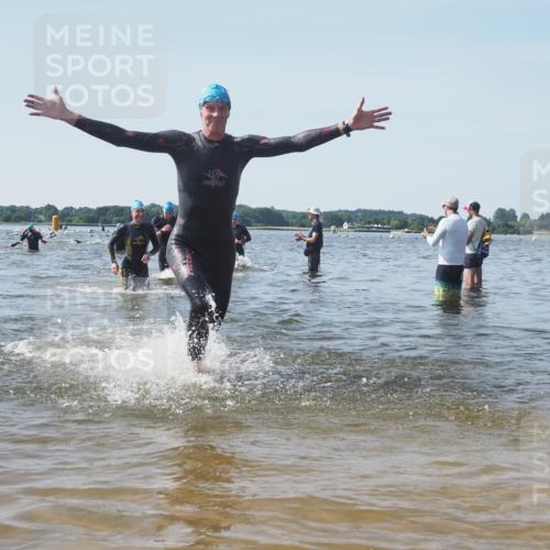 22.06.2025 - Viking Triathlon KatJ http://msf.ph/oto/8094822 22.06.2025 10:30:06 Schwimmen 132, 175, 203, 264, 374, 491, 626 meine-sportfotos.de