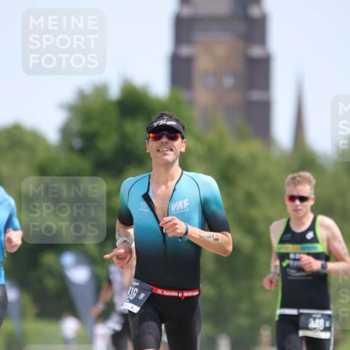 22.06.2025 - Viking Triathlon H.Heesch http://msf.ph/oto/8094845 22.06.2025 13:05:33 Laufen 316, 348, 414, 457 meine-sportfotos.de