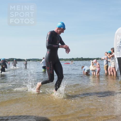 22.06.2025 - Viking Triathlon KatJ http://msf.ph/oto/8094875 22.06.2025 10:30:07 Schwimmen 132, 175, 203, 264, 374, 491, 626 meine-sportfotos.de